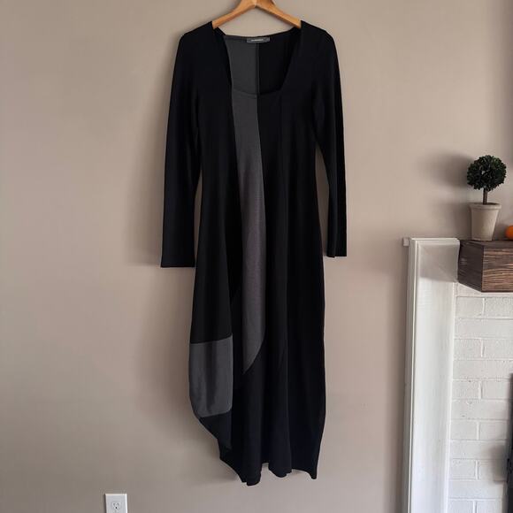 ALEMBIKA Long Sleeve Relaxed Dress Black and Gray Size 6 Medium - Picture 1 of 5